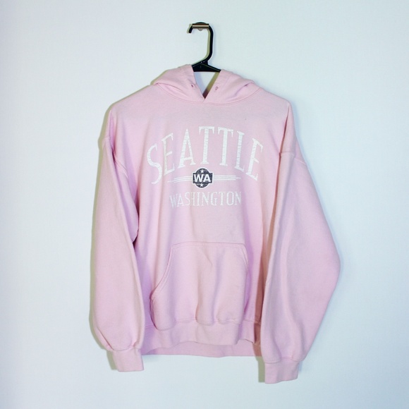 Tops - Seattle Washington Pink Sweatshirt Size Medium
